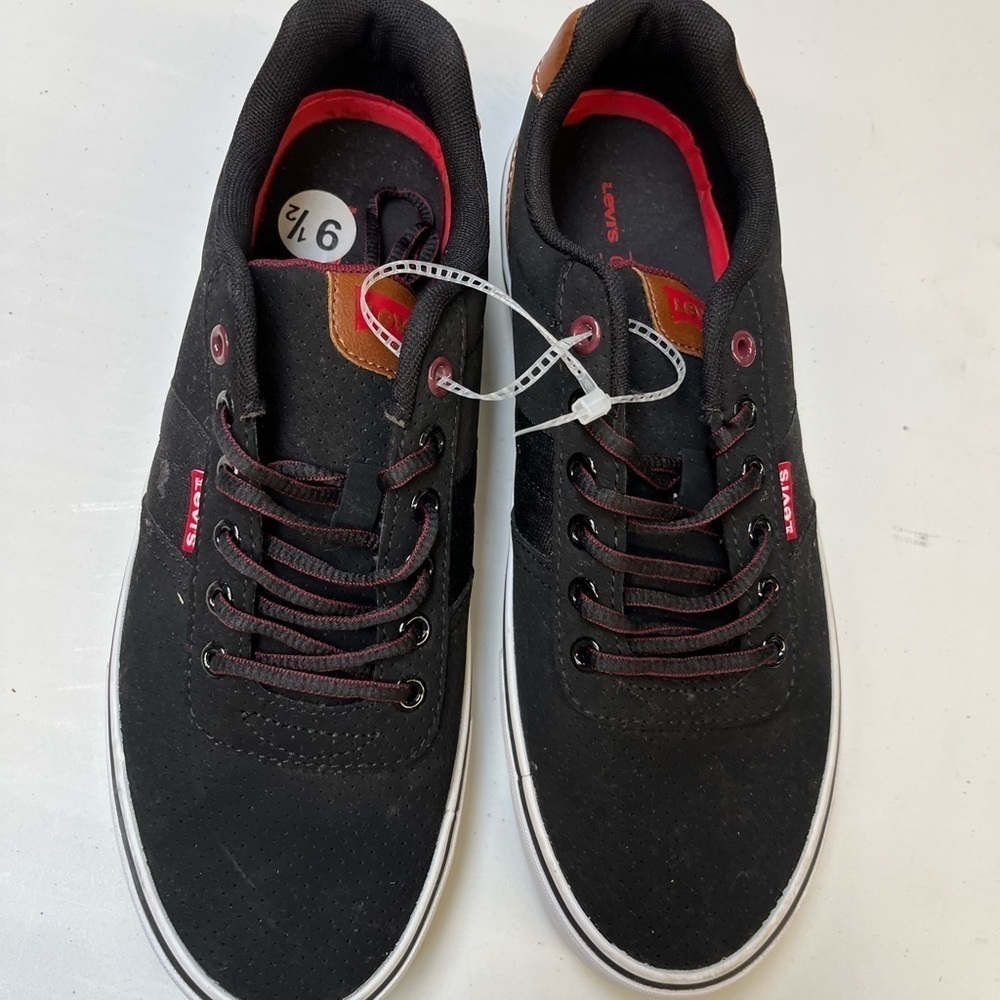 Men’s Levi’s Shoes